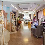 מלון Eurostar Old & 4*