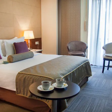 Hotel Eurostar Old & 4*