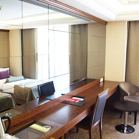 Eurostar Old & 4*