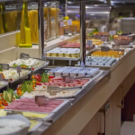 Eurostar Old & Hotel 4*