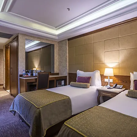 Eurostar Old & Hotel 4*